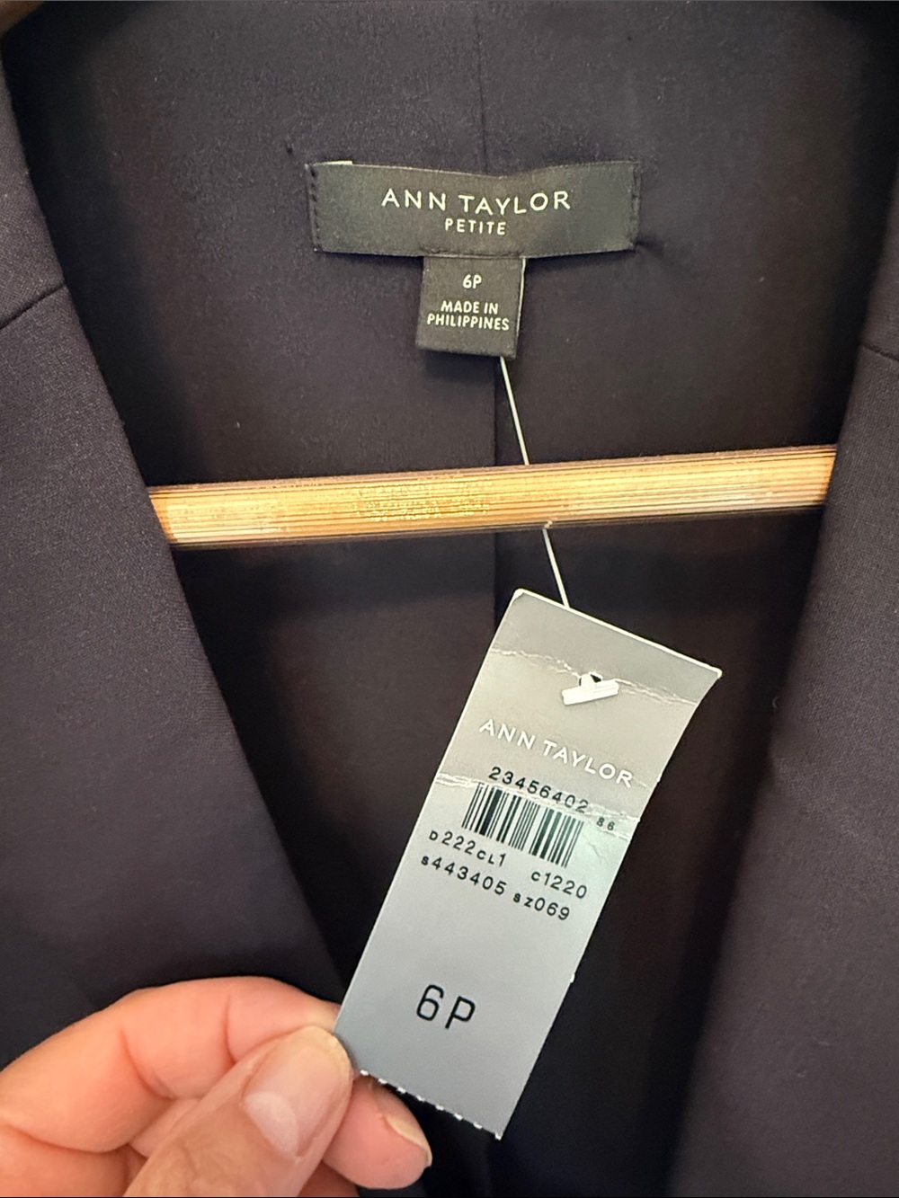 Ann Taylor Petite Dark Navy Single-Button Blazer NWT - Picture 2 of 6